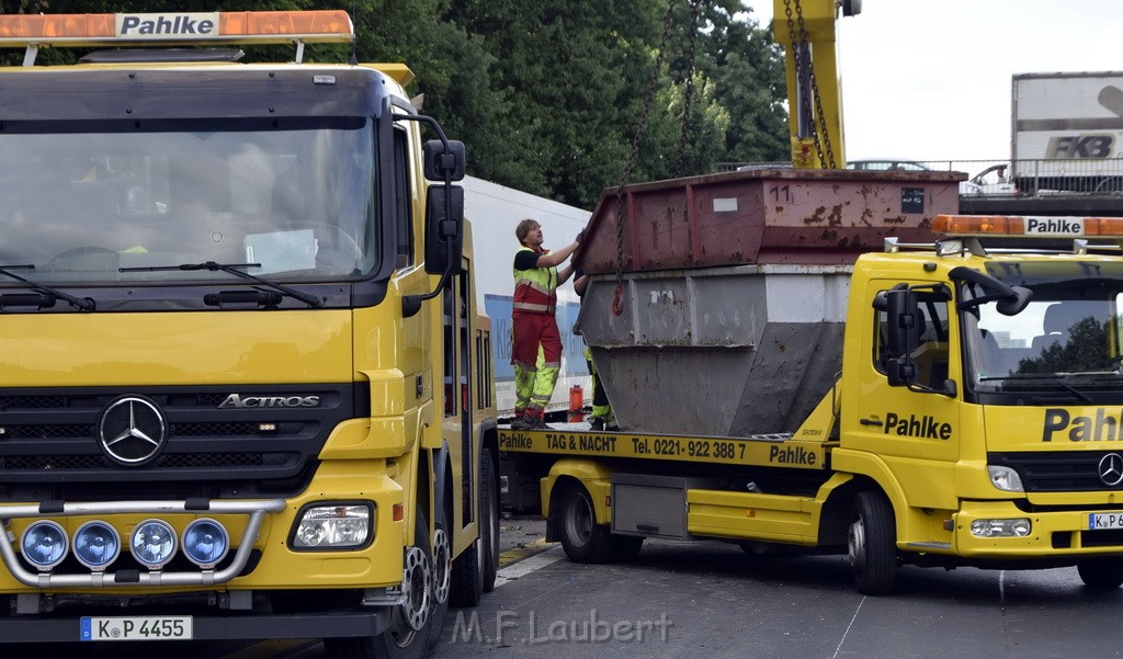 Schwerer VU A 3 Rich Oberhausen Hoehe AK Leverkusen P672.JPG - Miklos Laubert